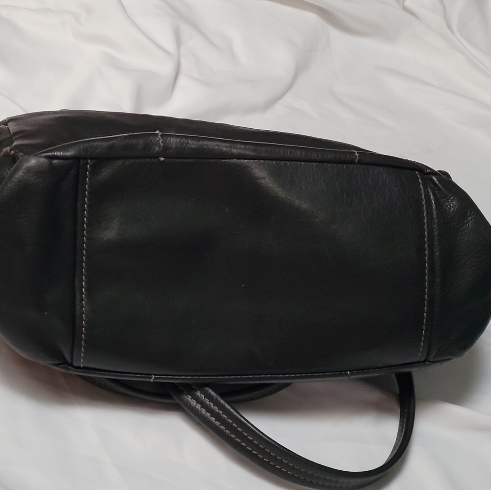 PRADA Vitello Daino Black Leather Shoulder Bag - Picture 10 of 12